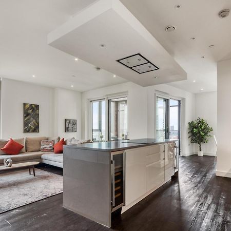 Stunning 360º View Luxurious Penthouse Lägenhet London Exteriör bild