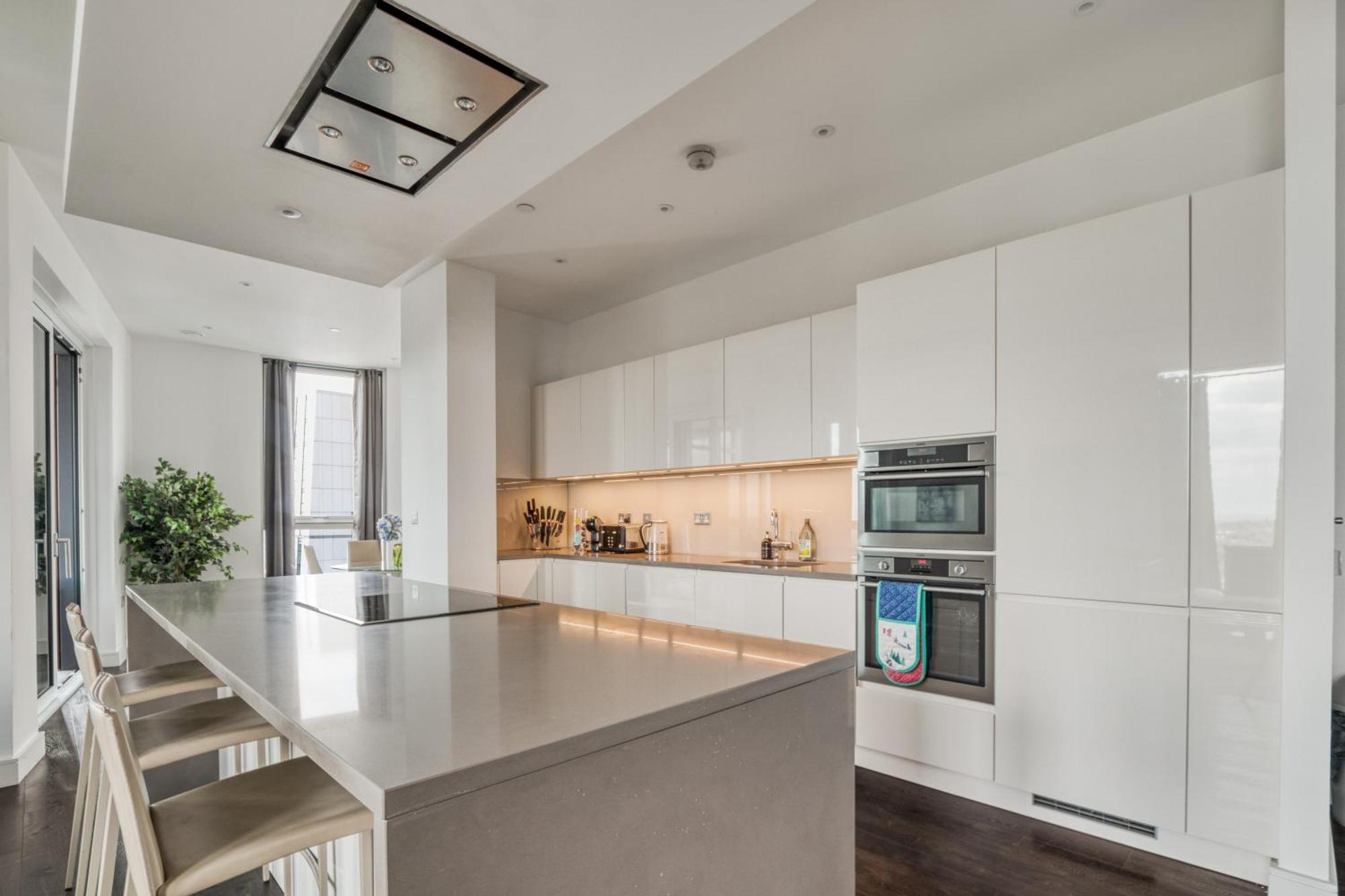 Stunning 360º View Luxurious Penthouse Lägenhet London Exteriör bild