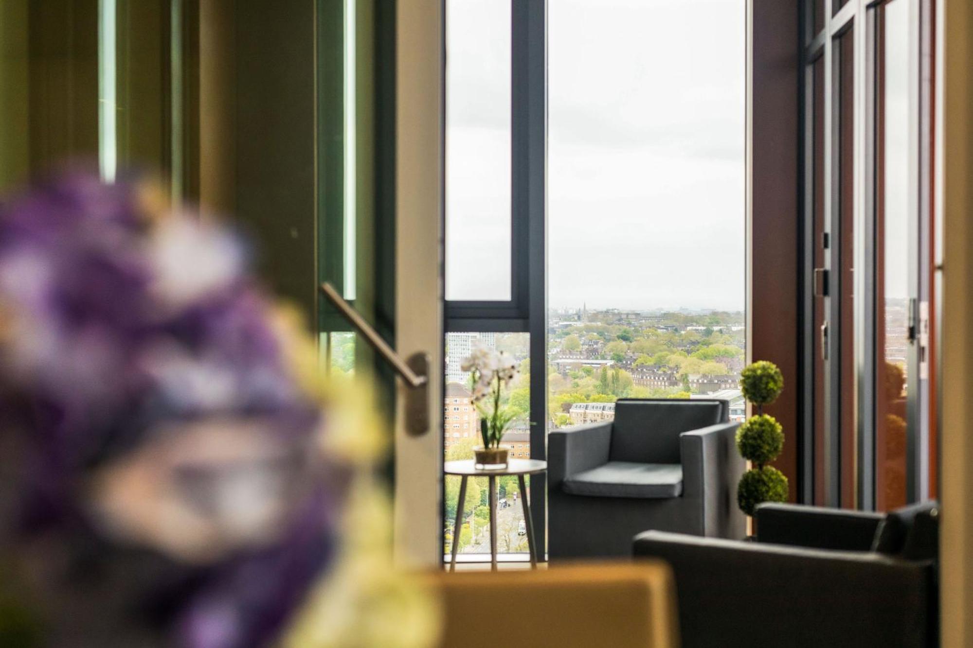 Stunning 360º View Luxurious Penthouse Lägenhet London Exteriör bild